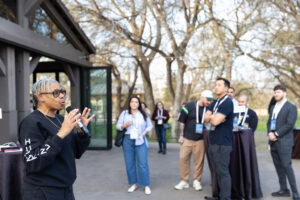 March 03 | Welcome Night: Lynne d Johnson (AdMonsters) welcomes our publisher attendees